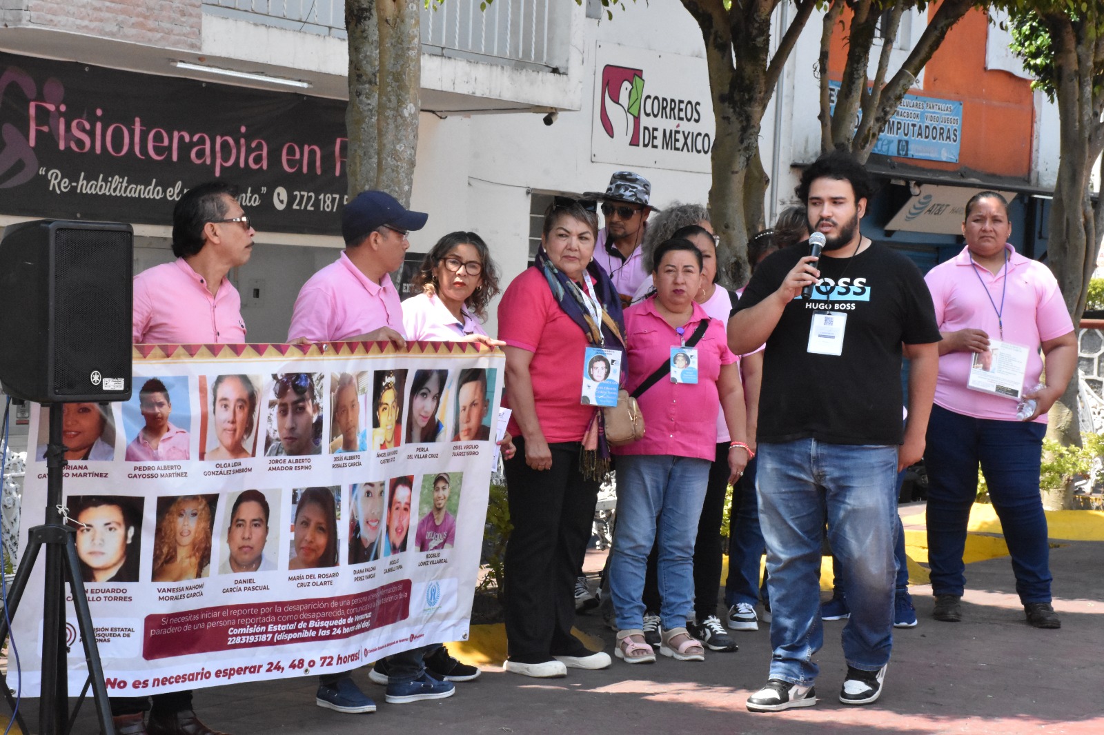 Colectivos de búsqueda recorren Río Blanco con fichas de desaparecidos