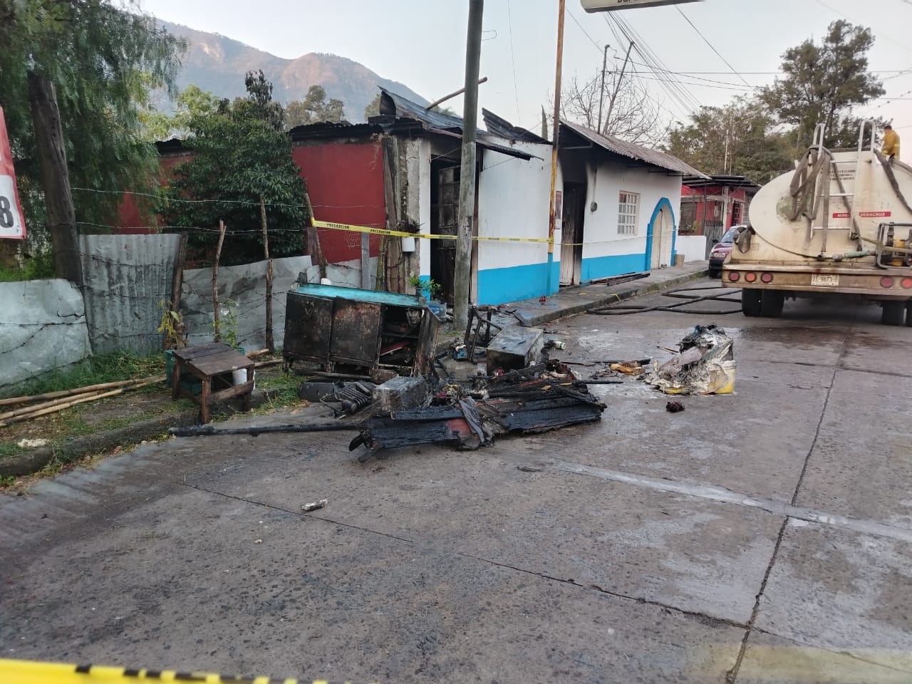 Identifican a uno de los dos fallecidos en incendio de Nogales, era taxista