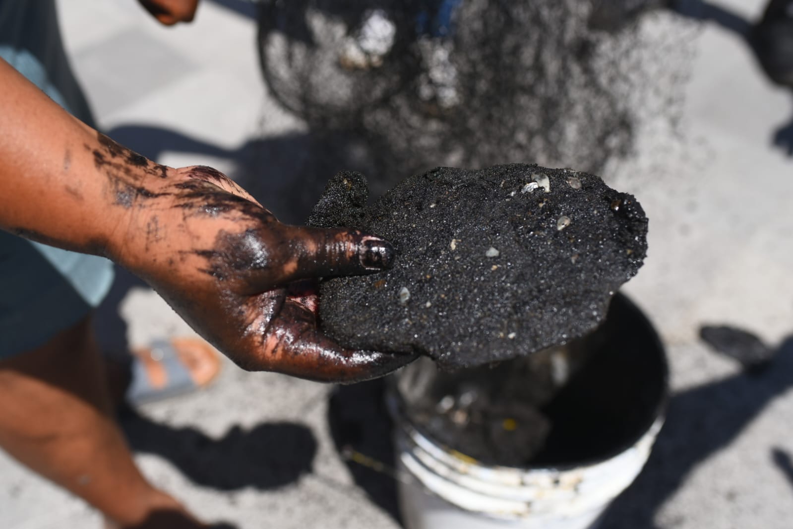 Sin pesca y sin apoyos: pescadores libres protestan tras derrame de petróleo
