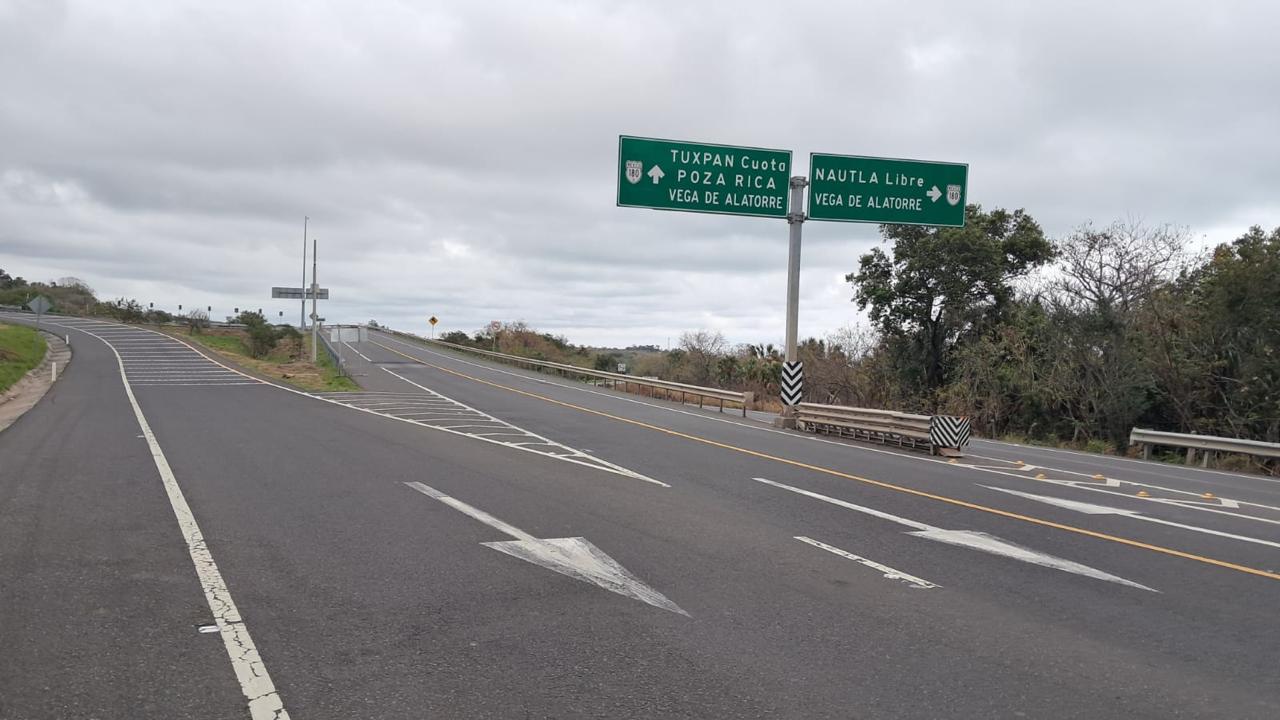 SICT realizará maniobras controladas en banco de materiales de Alto Lucero por obra carretera