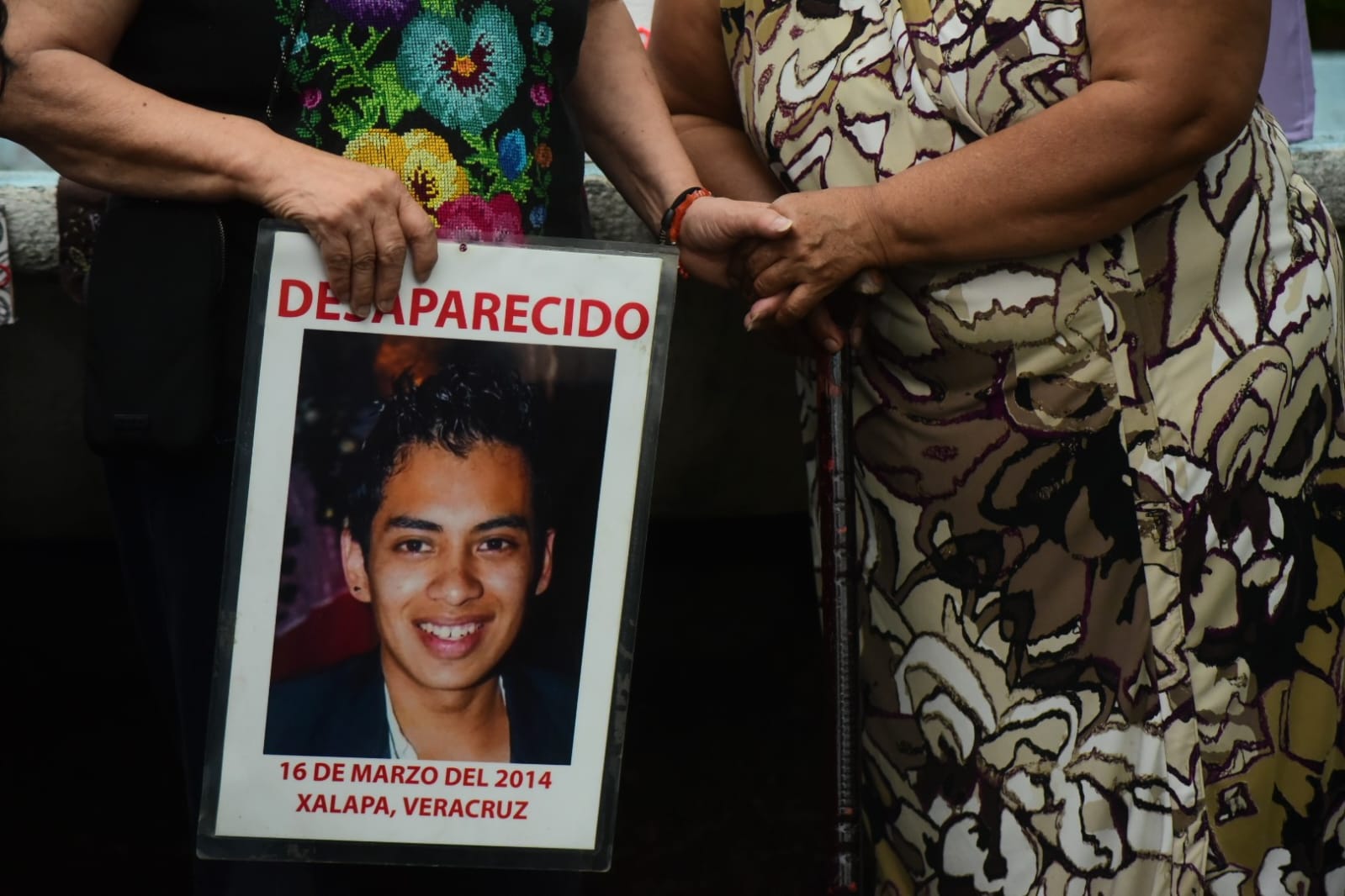 Cuando el poder no busca, las madres cavan: Buscadoras alzan la voz