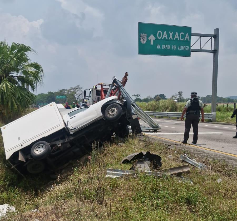 Accidente en Amatlán deja dos lesionados en autopista 150D
