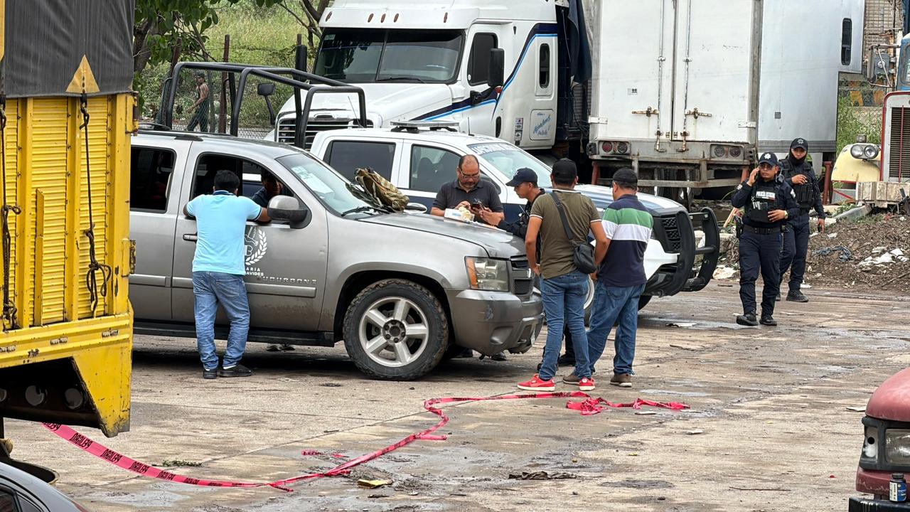 Hallan cuerpo sin vida en Central de Abastos de Poza Rica