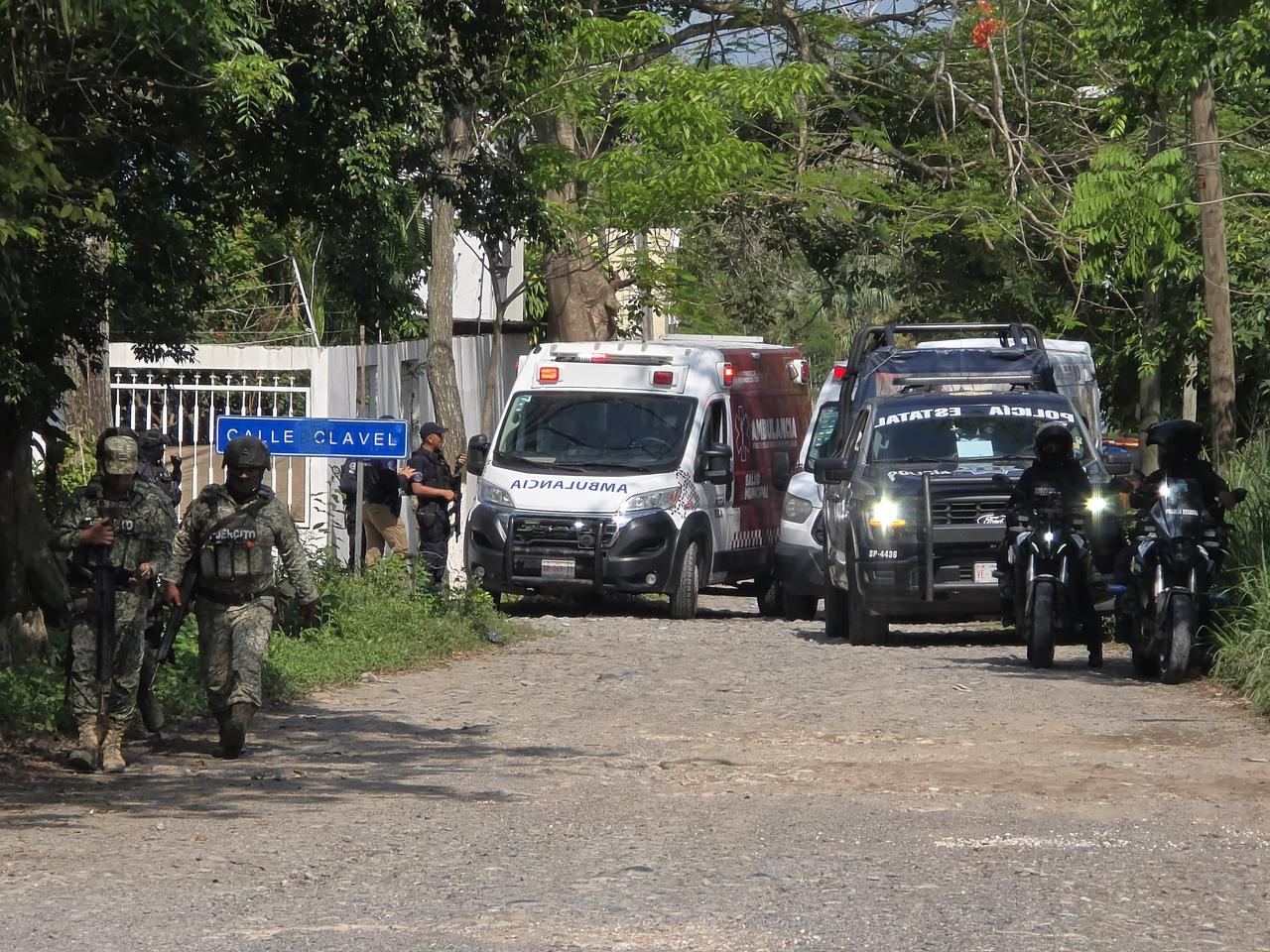 Liberan a 7 personas en operativo en vivienda de Poza Rica