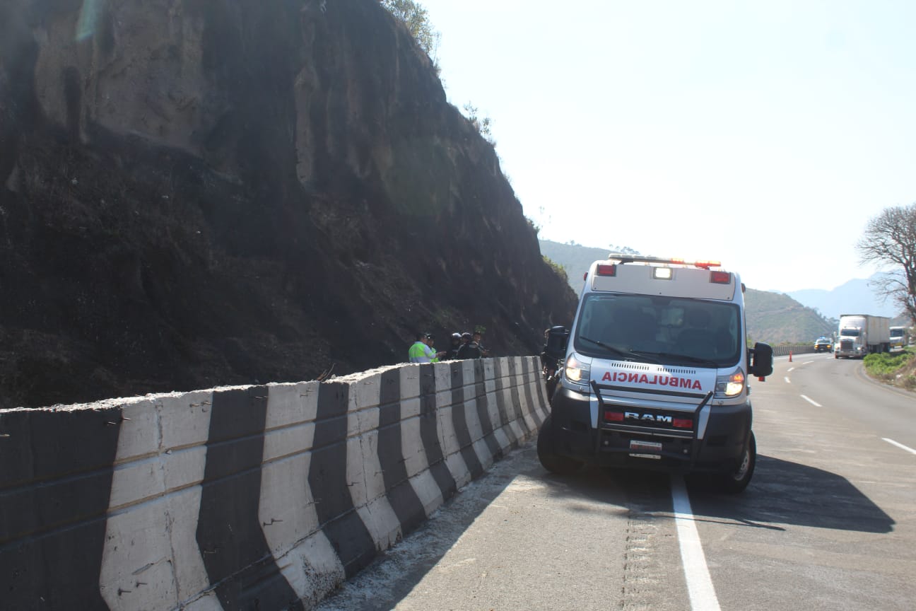 Hombre muere atropellado en la autopista Orizaba-Puebla