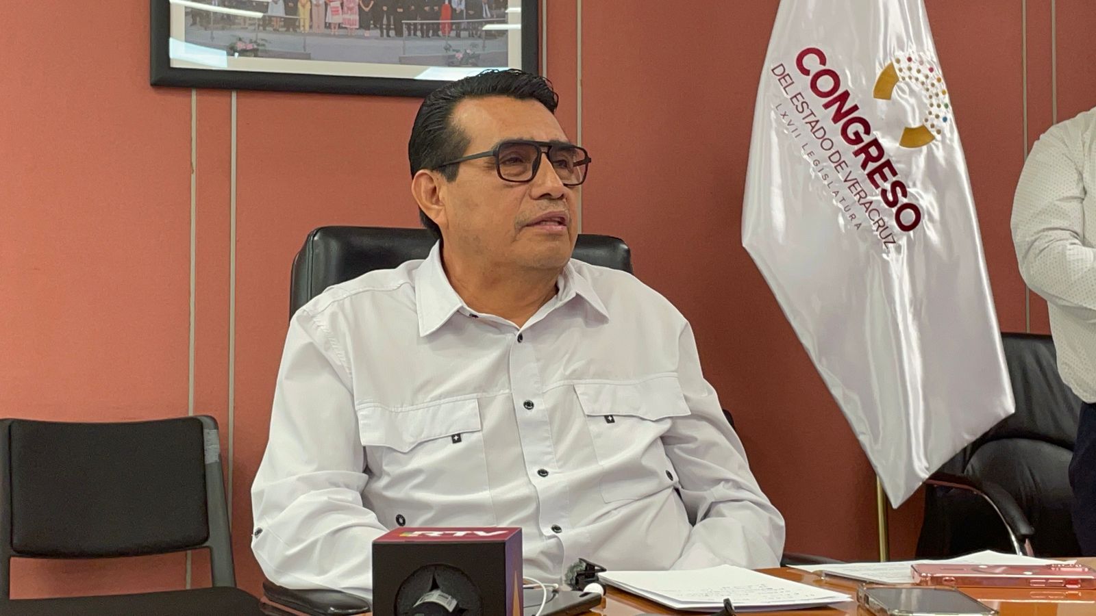 Morena descarta promoción electoral en asambleas de diputados