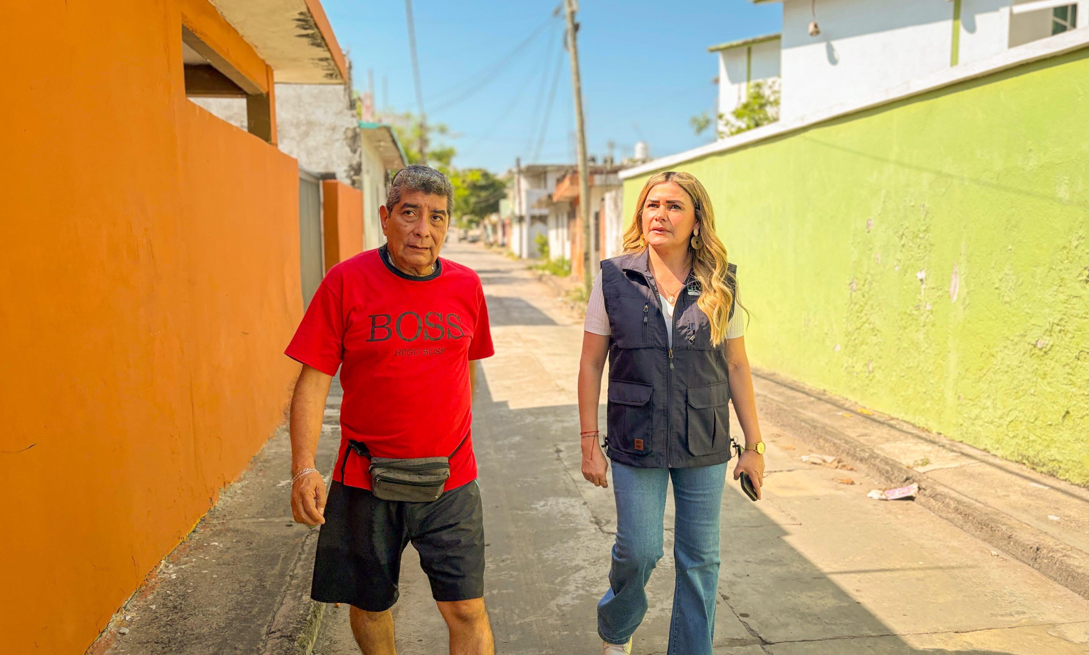 Realiza la alcaldesa Maryjose Gamboa recorrido sorpresa por la colonia Revolución