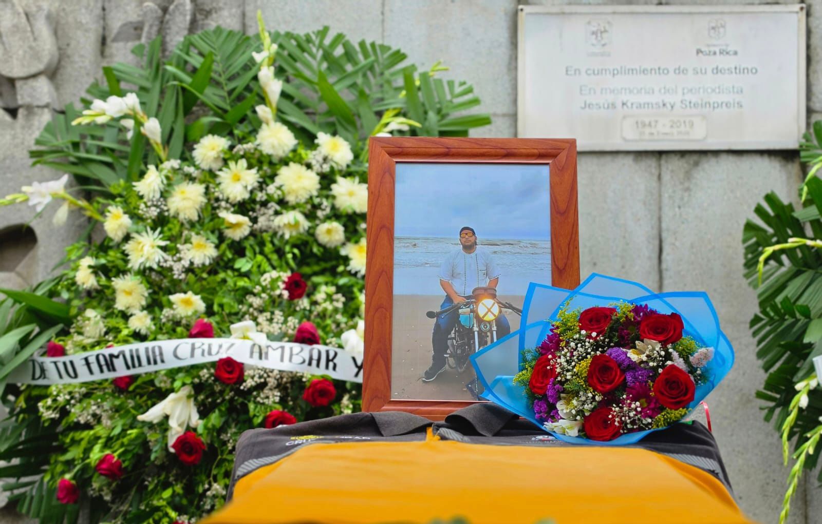 Despiden en Poza Rica al periodista Luis Ángel López Valdez
