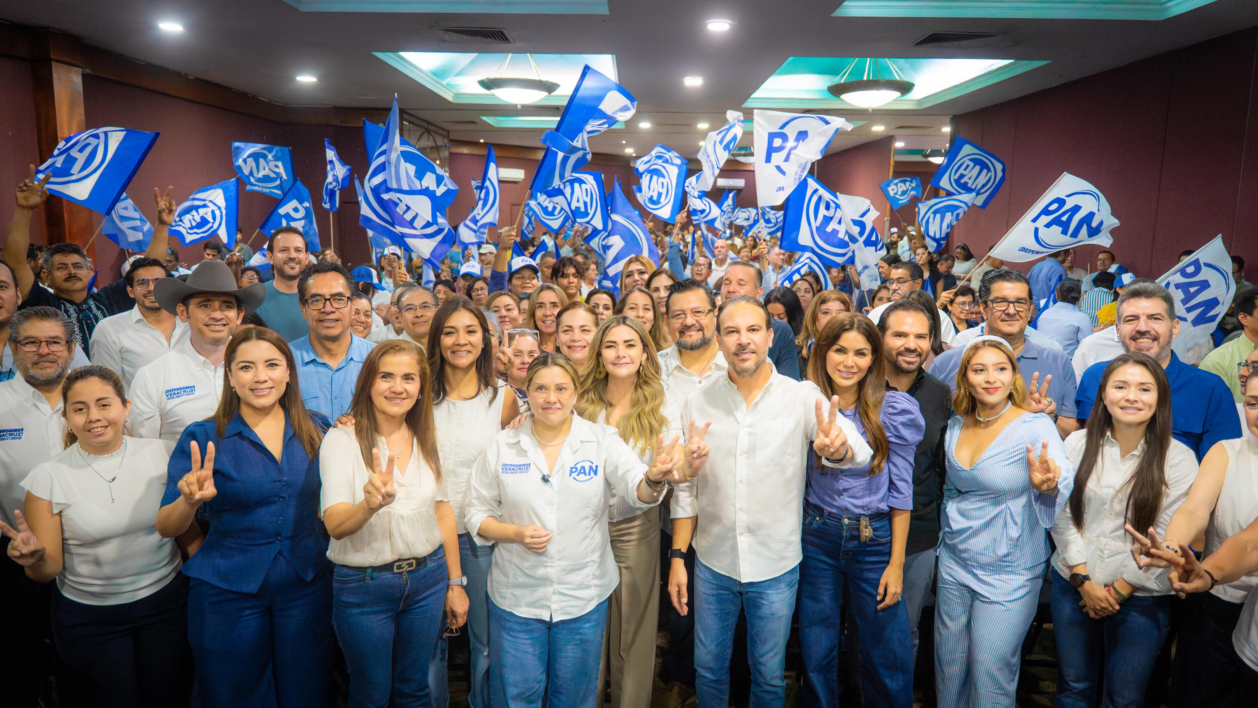 Respaldan panistas de Boca del Río a Ana Ledezma para dirigir a Acción Nacional en Veracruz