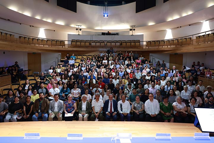 “La etnobiología trasciende cualquier disciplina”: Rector UV