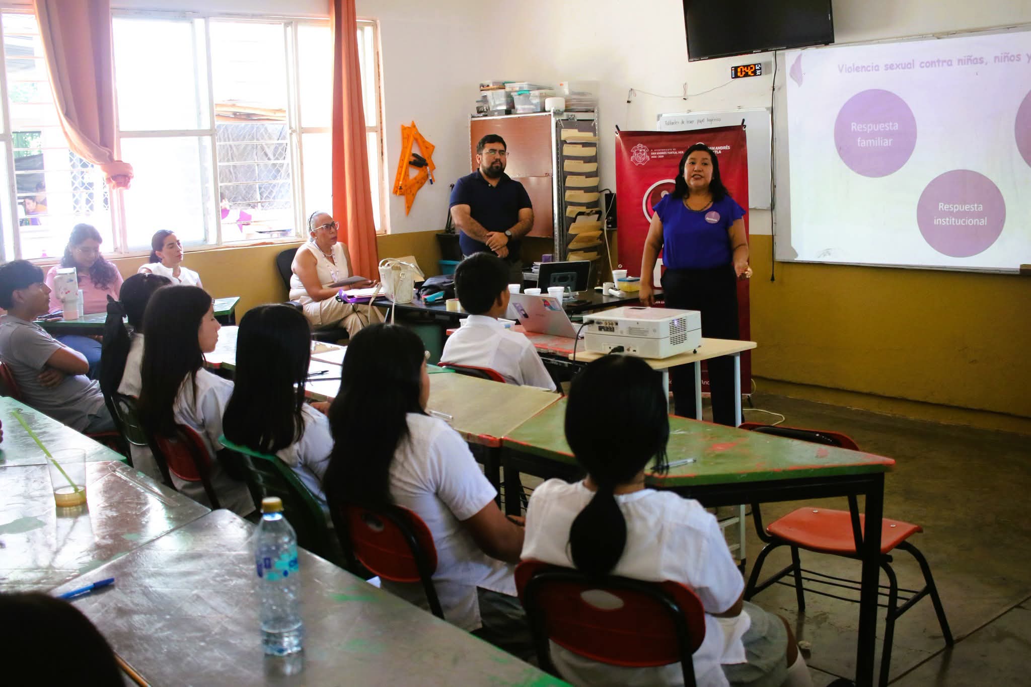 Promueve DIF San Andrés Tuxtla prevención de embarazo adolescente en escuelas
