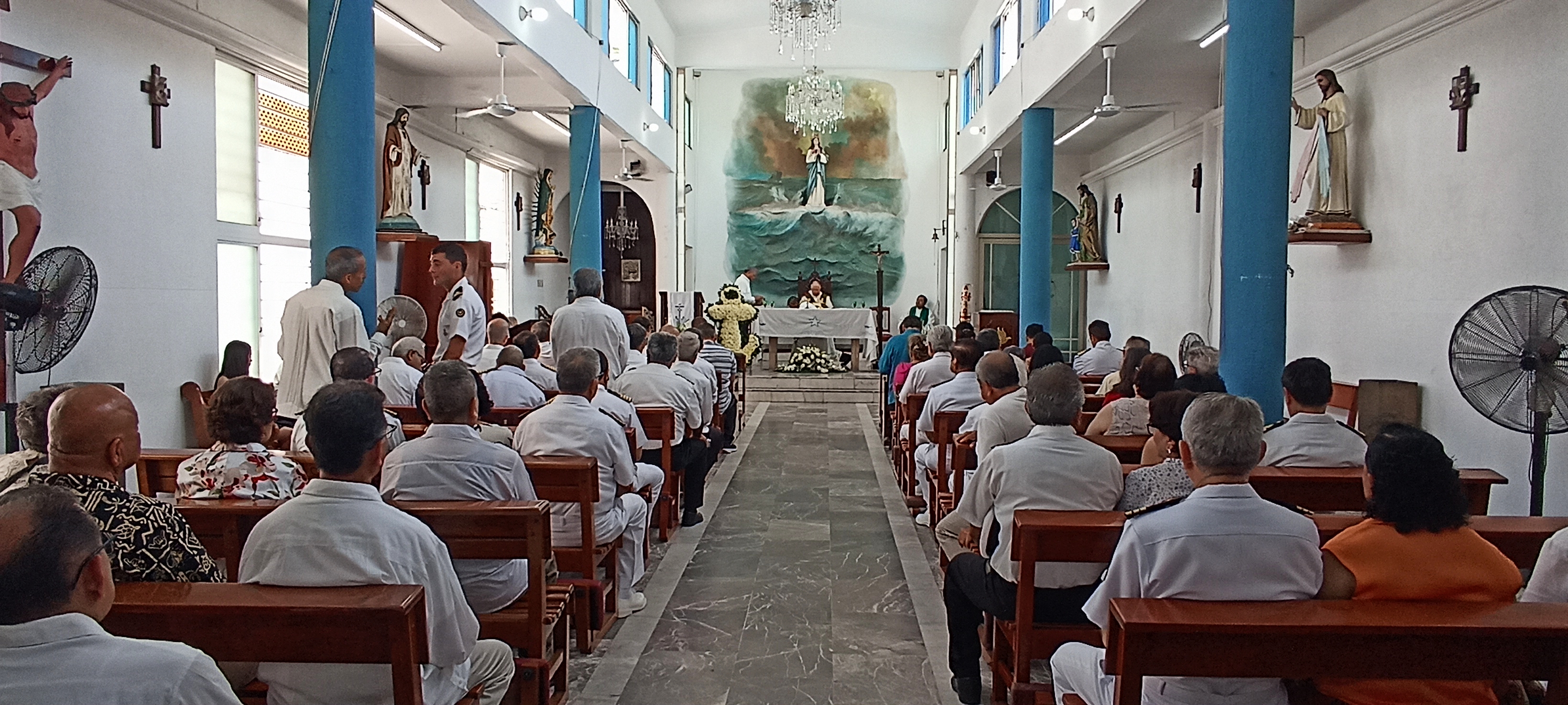 Celebran el Día de la Gente de Mar con misa, depósito de ofrenda floral y ceremonia oficial en Veracruz puerto