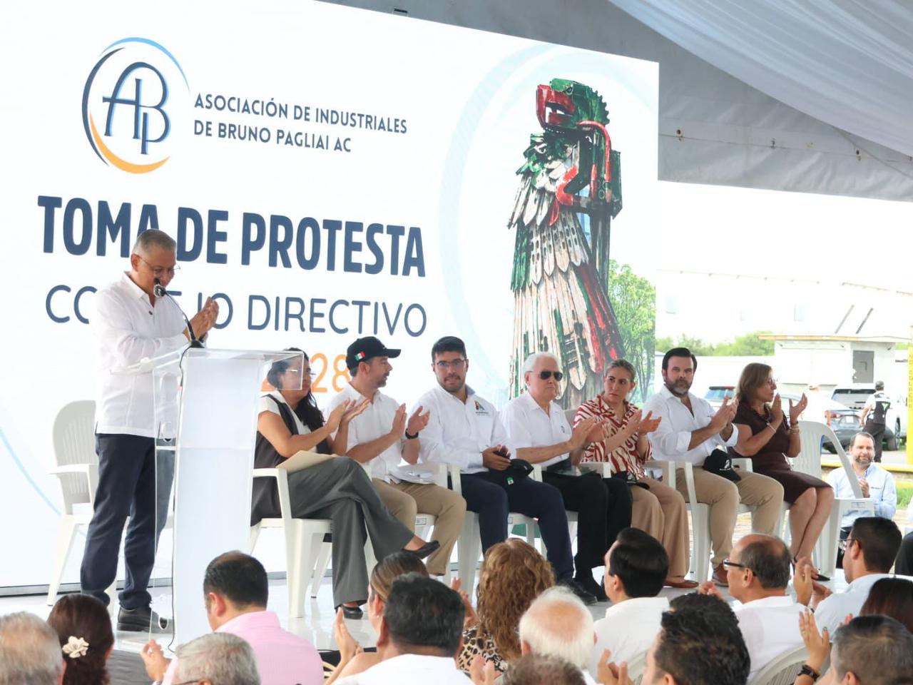 Toma protesta Gerardo Correa como presidente de la Asociación de Industriales de Bruno Pagliai
