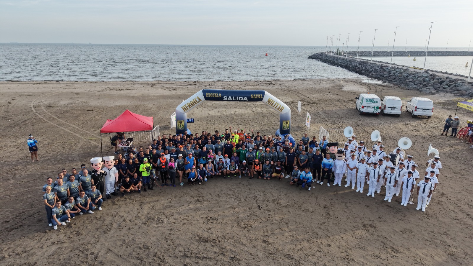 Armada inaugura jornada deportiva por aniversario de Escuela Naval