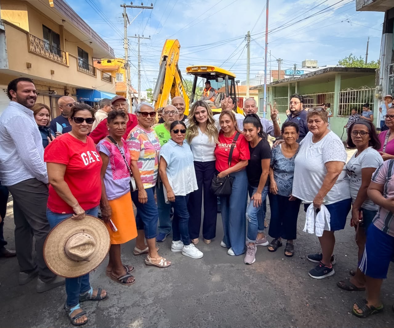 Inicia alcaldesa Maryjose Gamboa rehabilitación integral de la calle Texcoco en beneficio de miles de boqueños