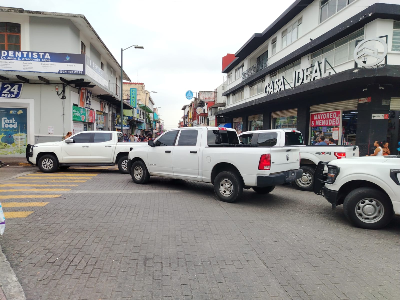 Catean hotel en el centro de Córdoba; despliegan fuerte operativo