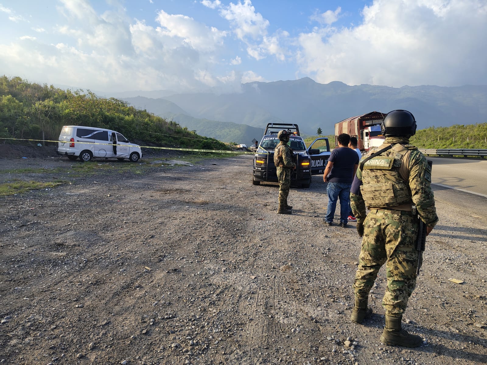 Localizan cinco cadáveres en la Autopista Orizaba-Puebla
