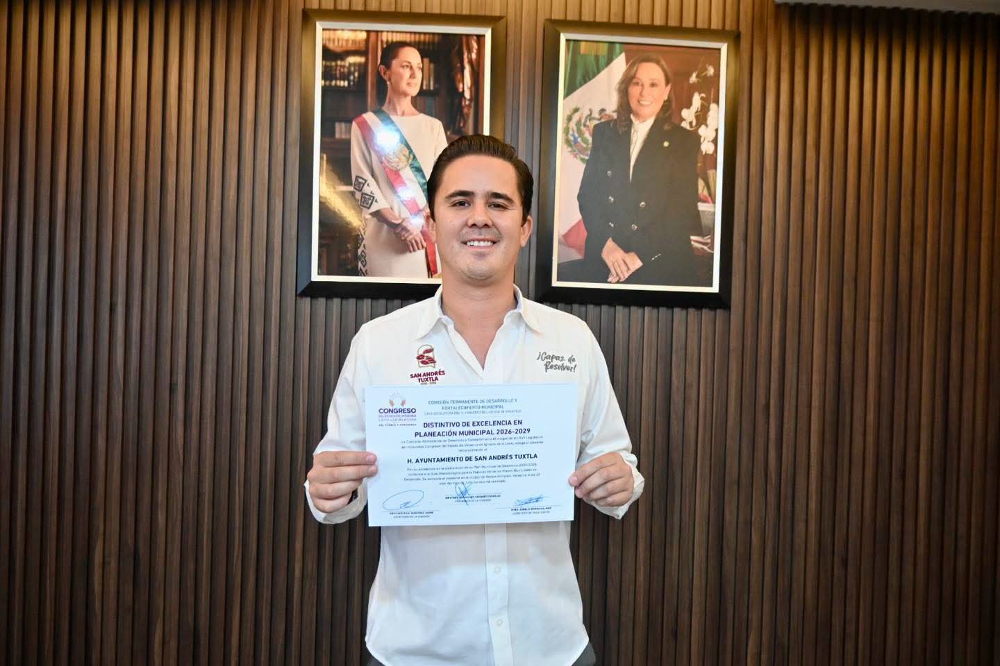 San Andrés Tuxtla recibe distintivo por planeación municipal