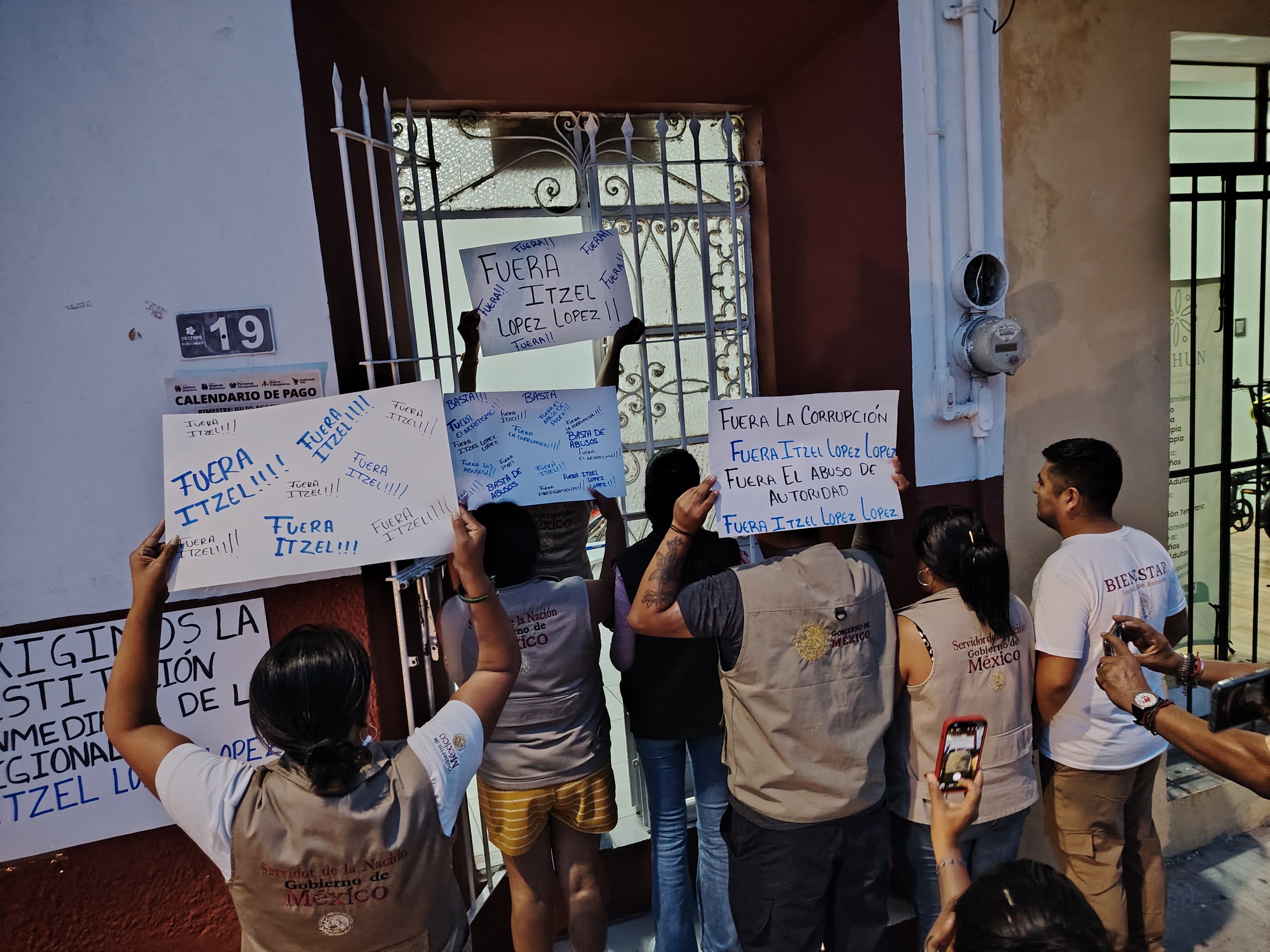 Exigen destitución de directora de Bienestar en Orizaba