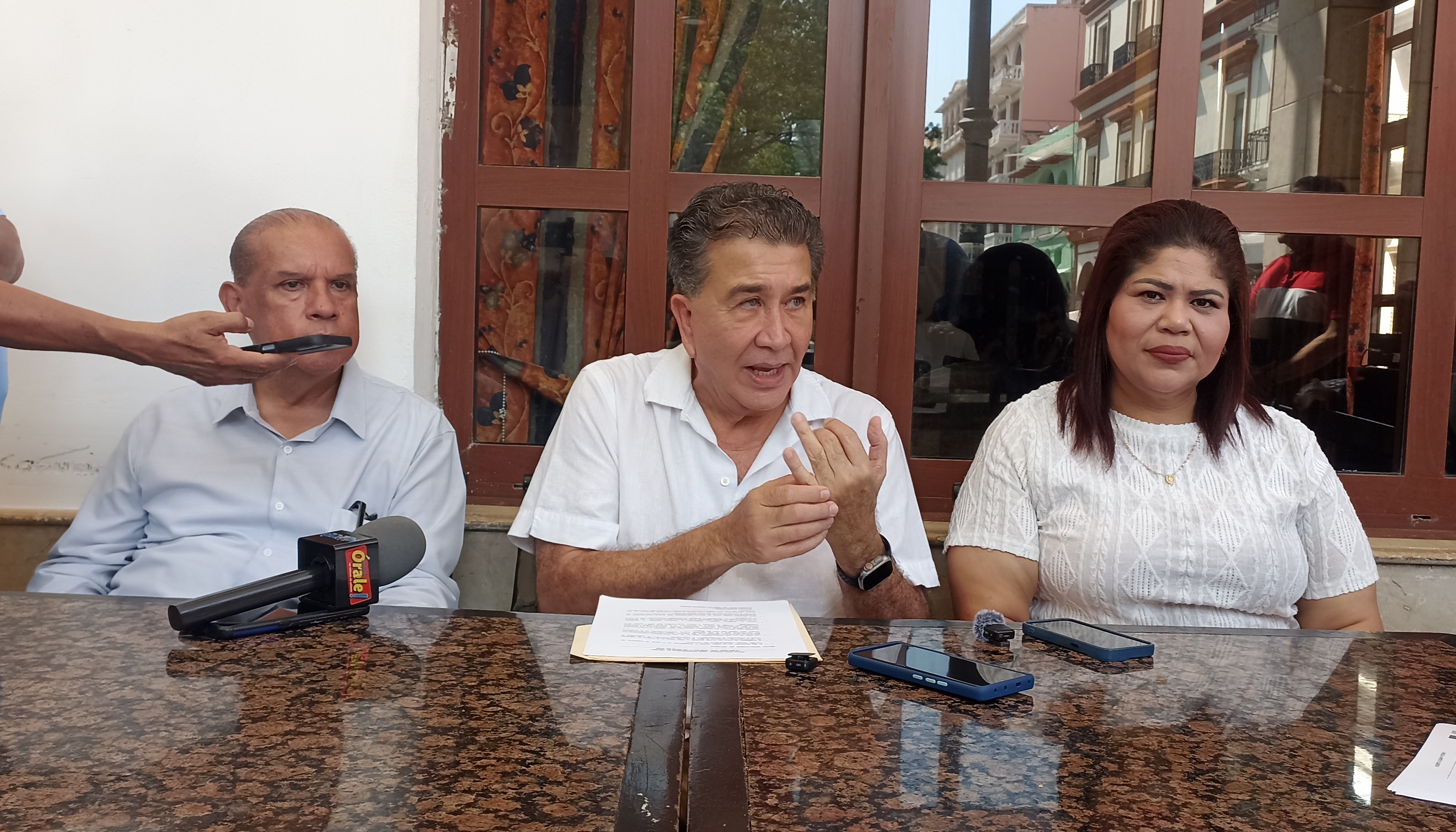 CFE exige pago por nueve meses de consumo a damnificados por las inundaciones de octubre pasado