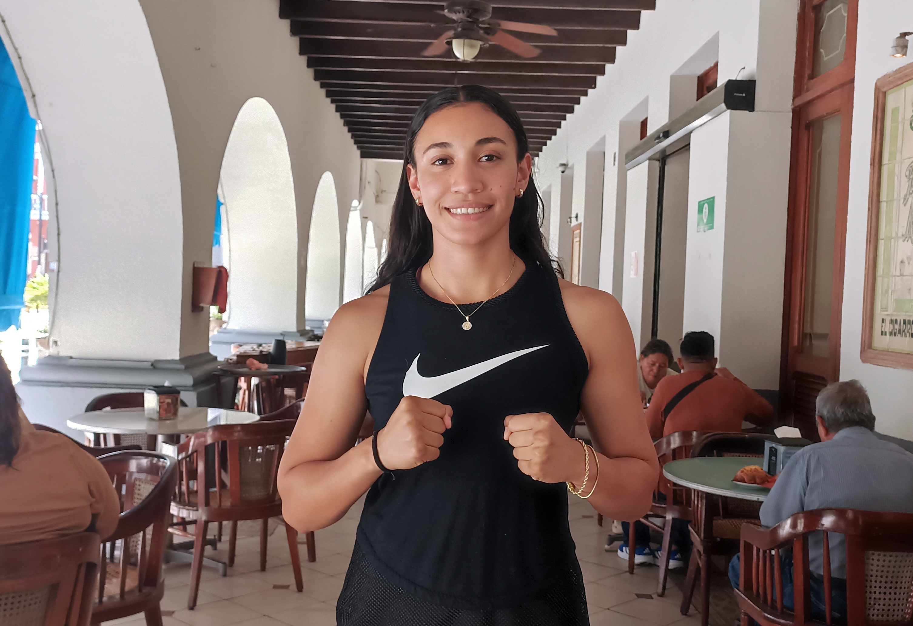 La Bomba estima defender el cinturón mundial de Peso Super Ligero de la AMB en unos tres meses