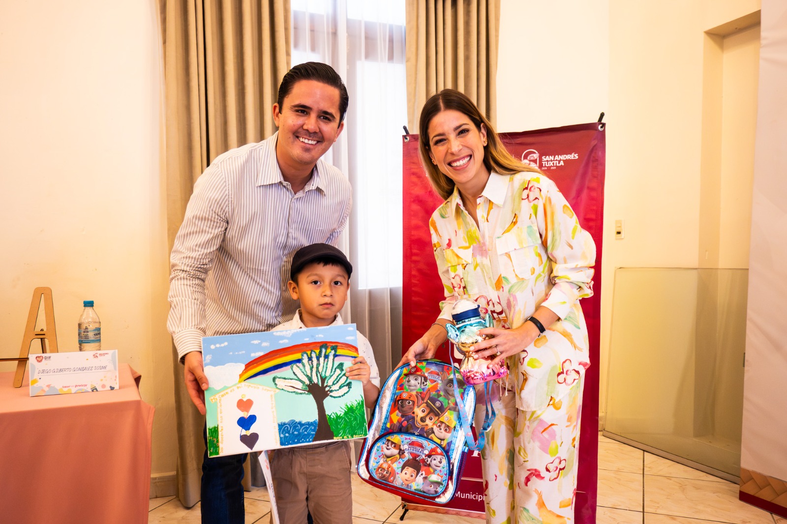 Premian en San Andrés Tuxtla a niños ganadores de DecoraDIF