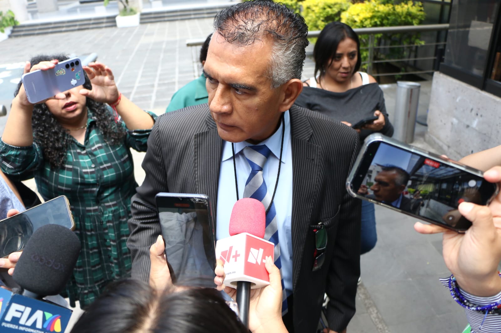 Alcalde de Úrsulo Galván niega participar en desaparición de empresario, asegura abogado