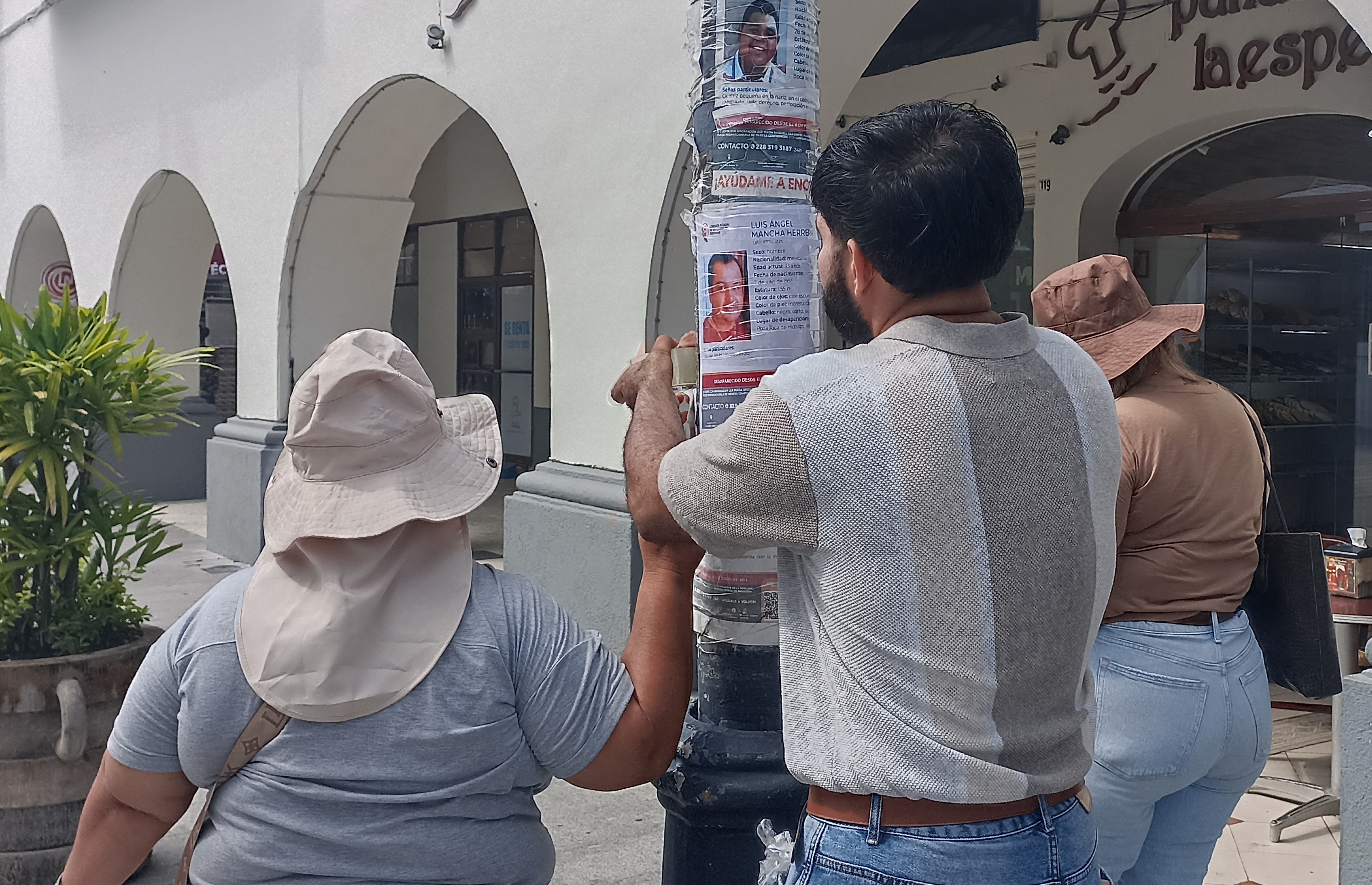 Difunden fichas de desaparecidos en el Centro Histórico de Veracruz