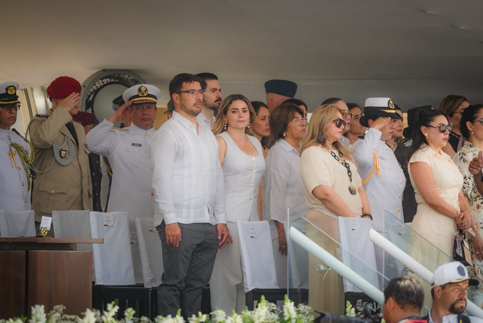 Reconoce alcaldesa Maryjose Gamboa la vocación de servicio de los nuevos oficiales de la Secretaría de Marina
