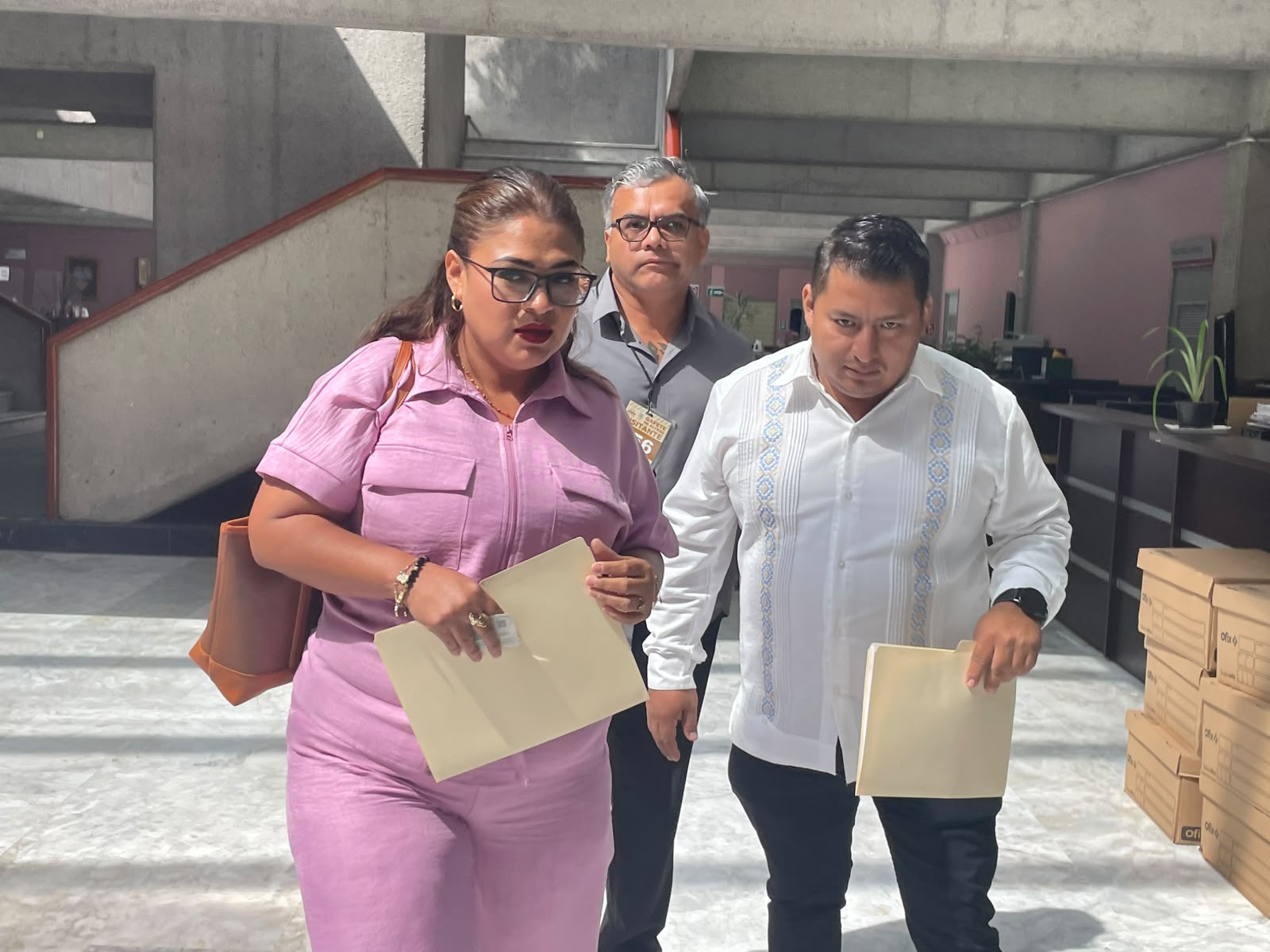 Juliana Ruiz asume alcaldía de Ixhuatlán tras separación de Raúl González