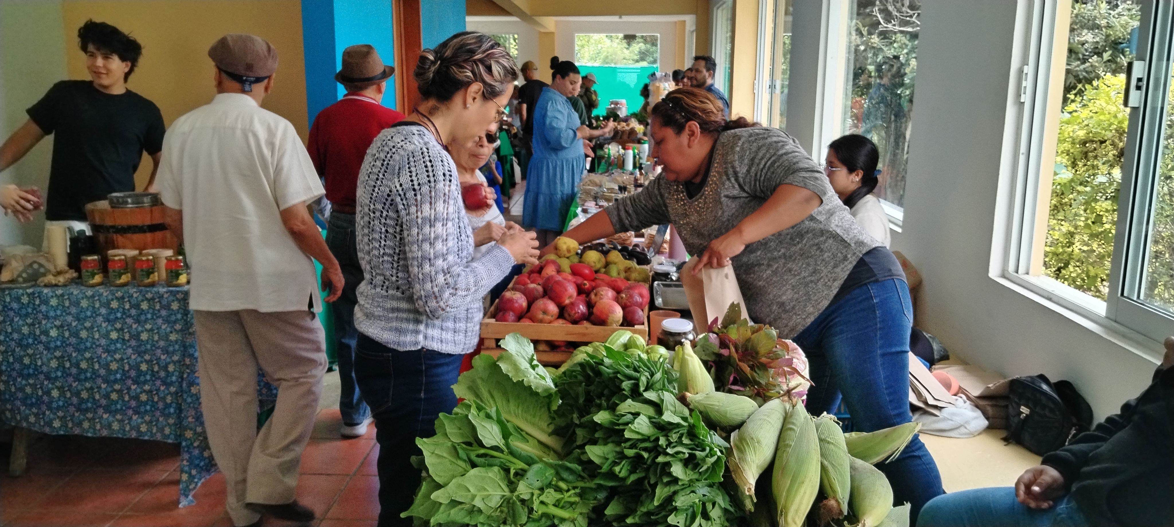 Canasta básica urbana sube 4.5% y supera la inflación en México