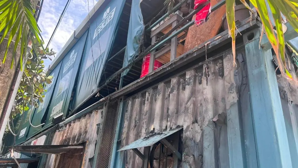 Se incendia bar Stadium Gastropark en Boca del Río
