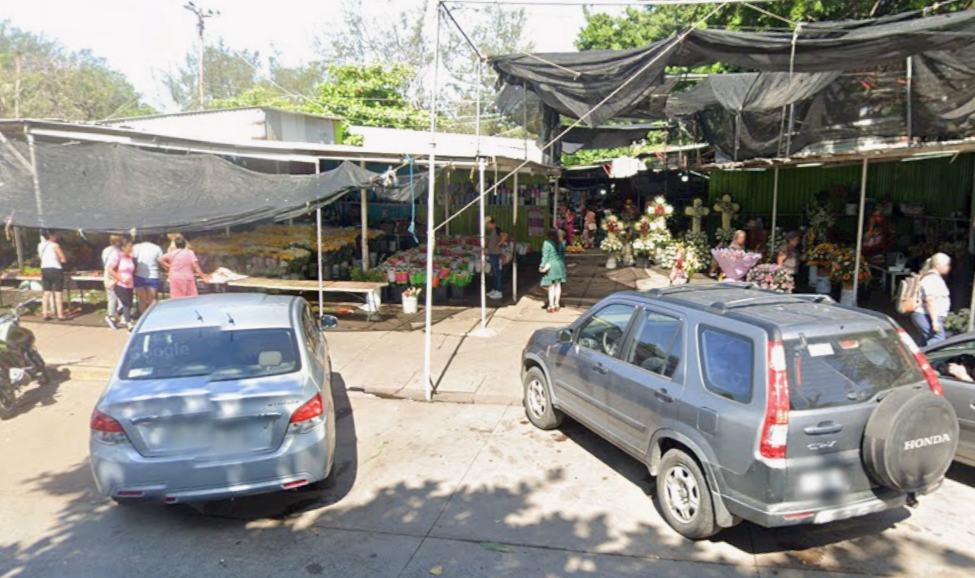 Revisan instalaciones eléctricas de mercado de flores de Veracruz tras conato de incendio