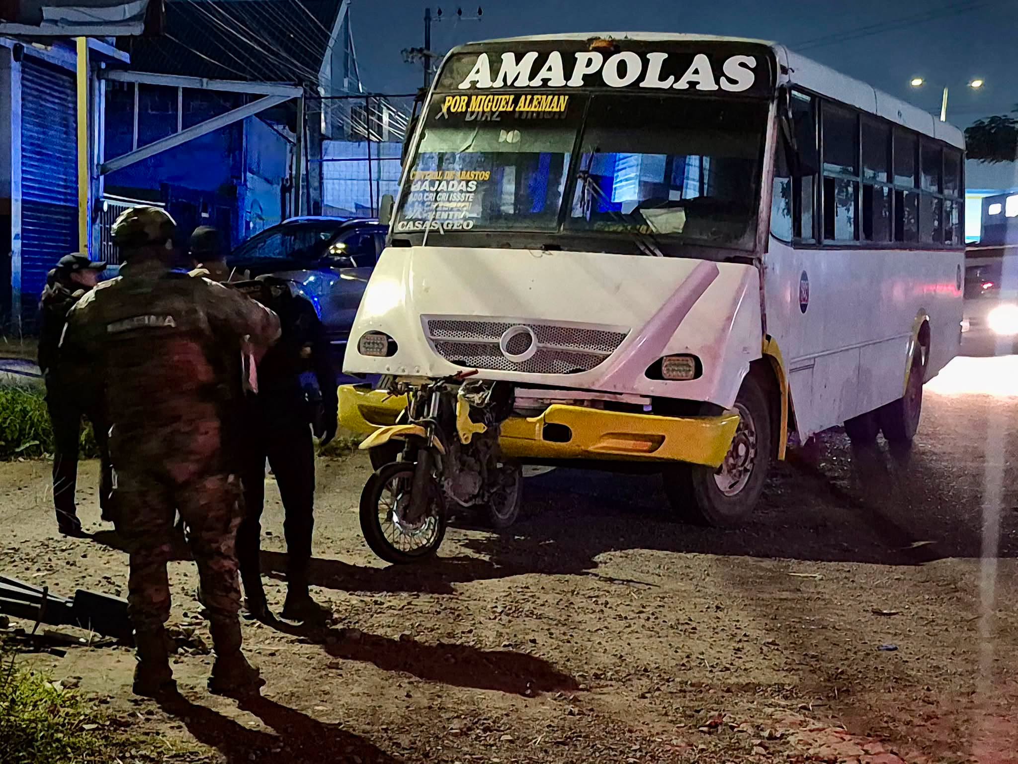 Jóvenes mueren atropellados por urbano en Veracruz puerto