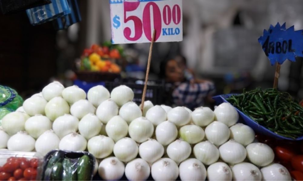 Huevo y cebolla suben; inflación pega más en Veracruz puerto
