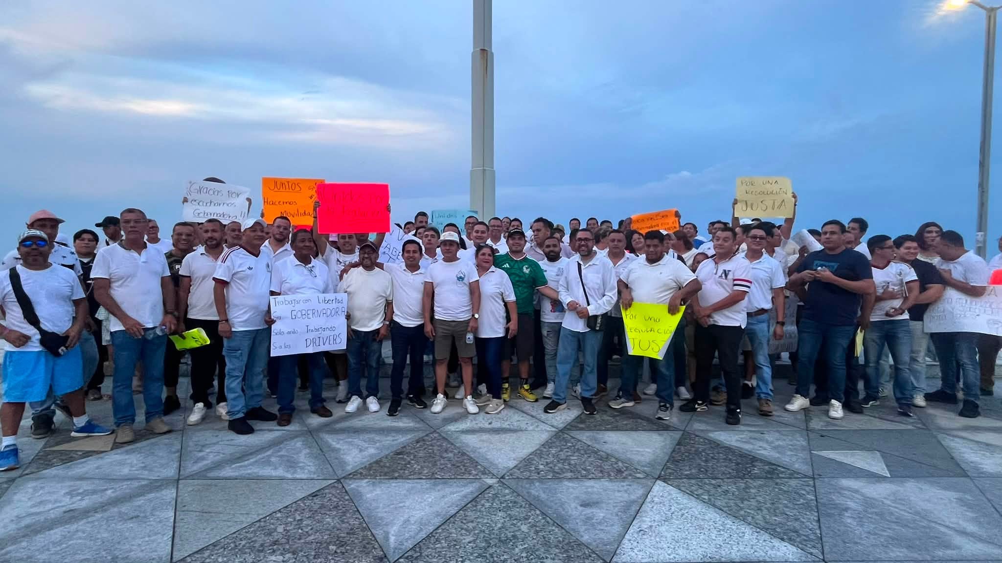 Conductores de Uber, Indrive y DiDi piden regulación para trabajar en Veracruz