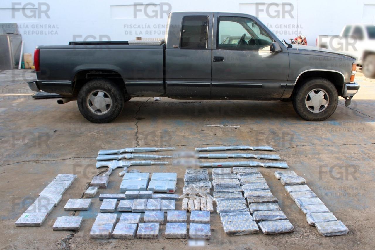 Vinculan en Las Choapas a dos por armas y 13 mil cartuchos