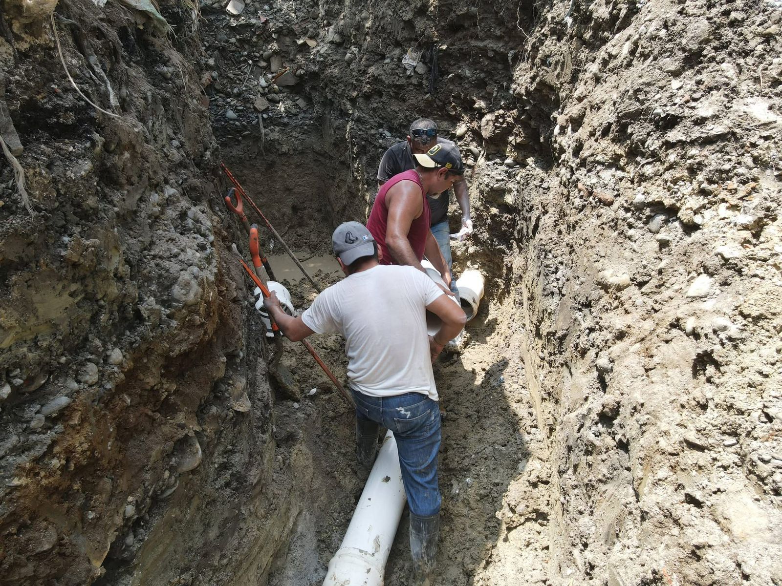 Sin agua 40 mil habitantes de la zona norte de Poza Rica