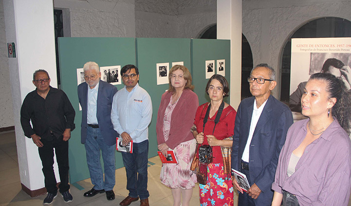 Gente de entonces, homenaje fotográfico a Sergio Galindo, en Casa del Lago