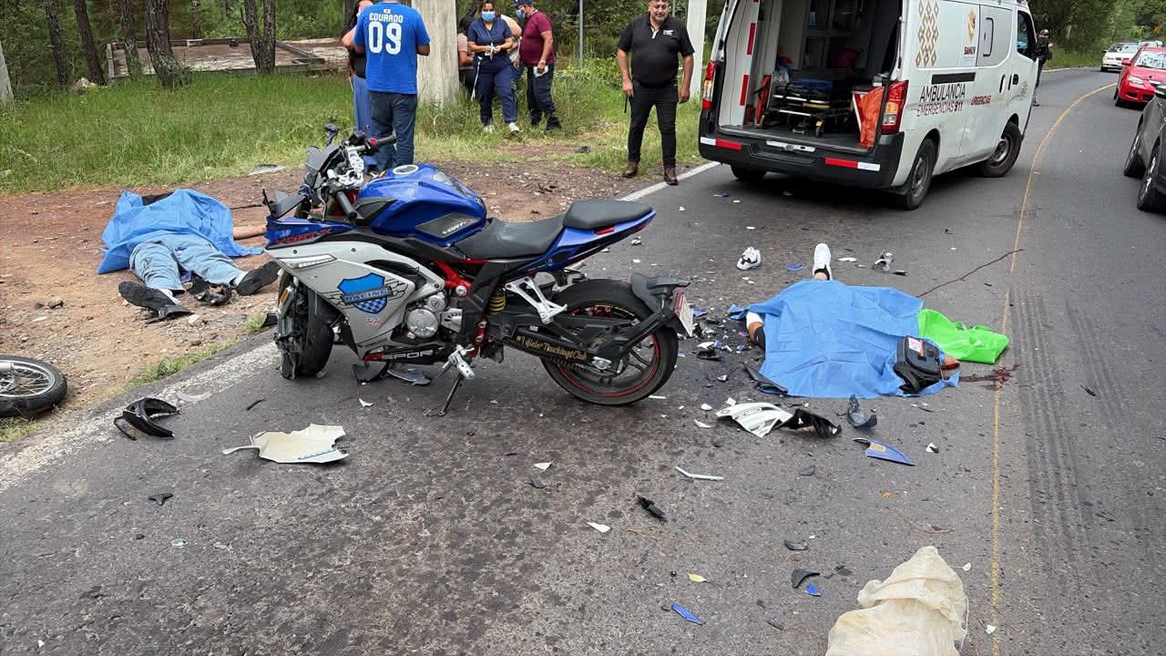 Fallecen dos jóvenes en accidente en motocicleta en carretera Xalapa-Misantla