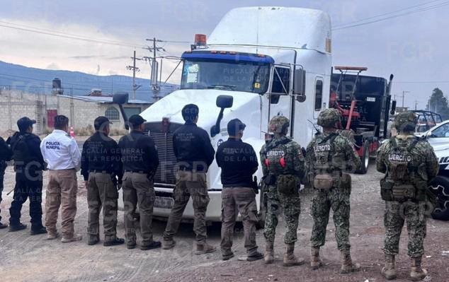 Cateo en Perote permite recuperar tractocamión robado con violencia