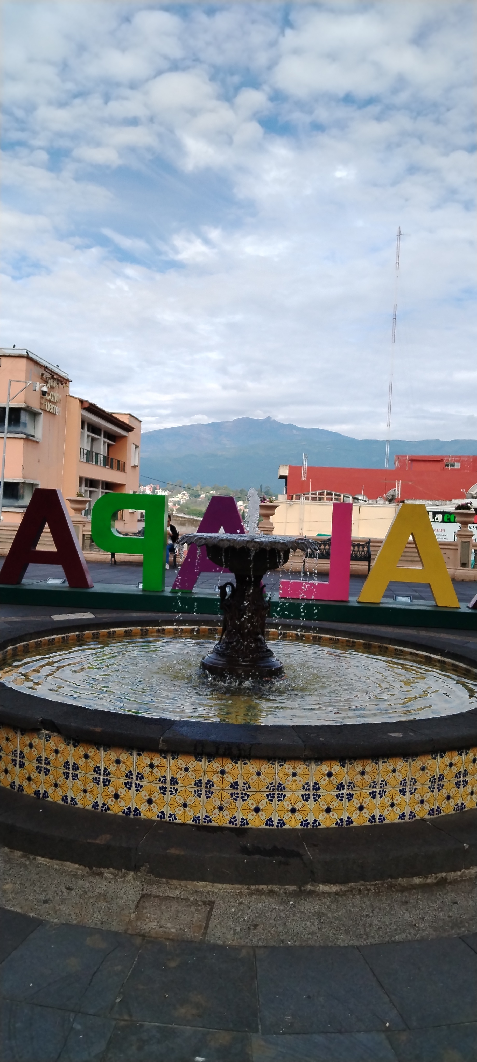 Lluvias ligeras y ambiente templado se esperan en Xalapa y Coatepec