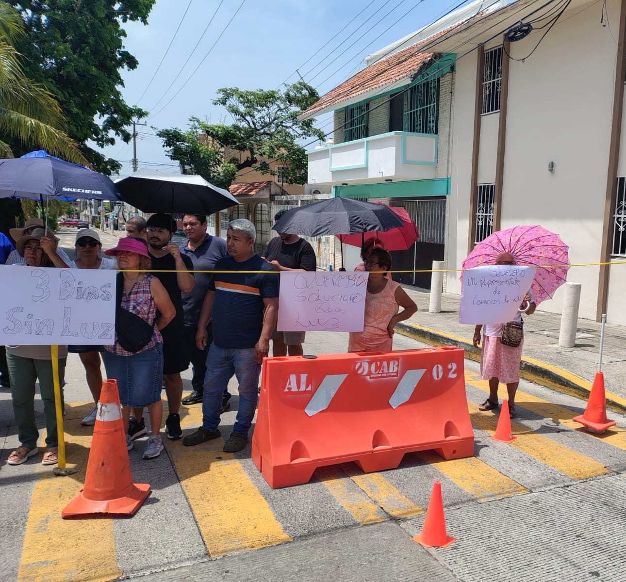 Más protestas contra la CFE: ahora en el fraccionamiento Virginia Boca del Río