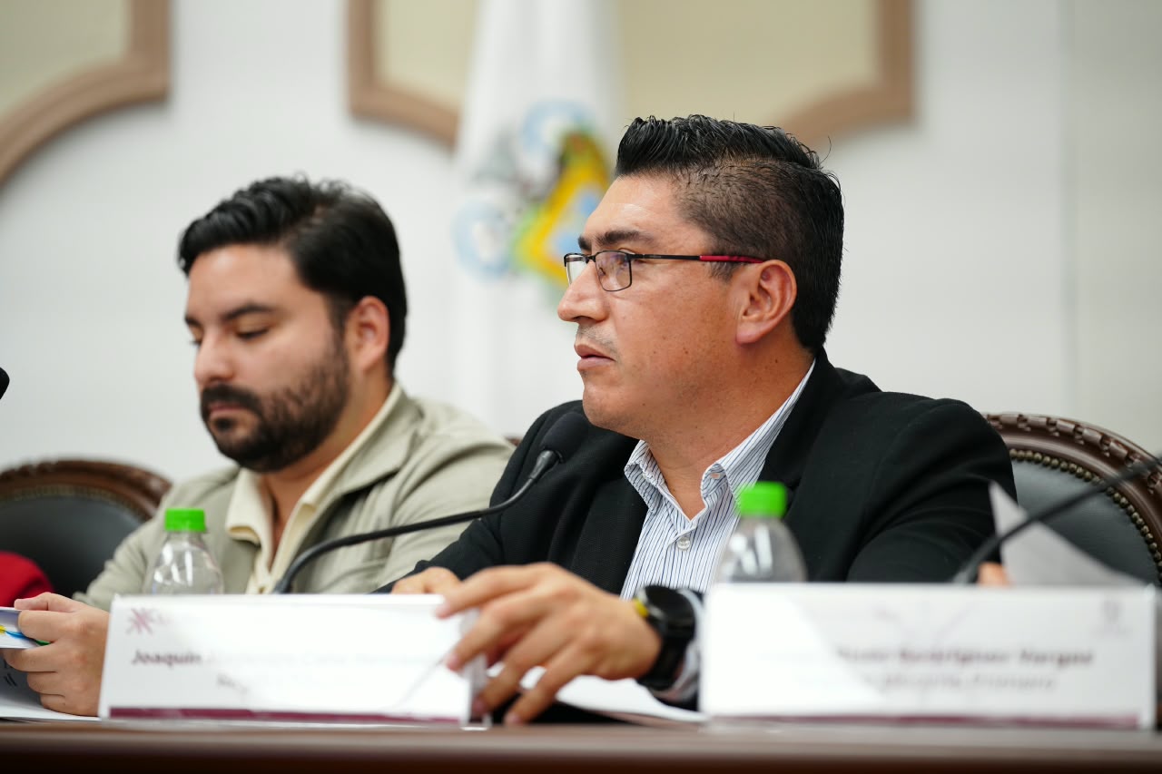 Xalapa aprueba tabulador salarial 2027; «descartan reducción de sueldos