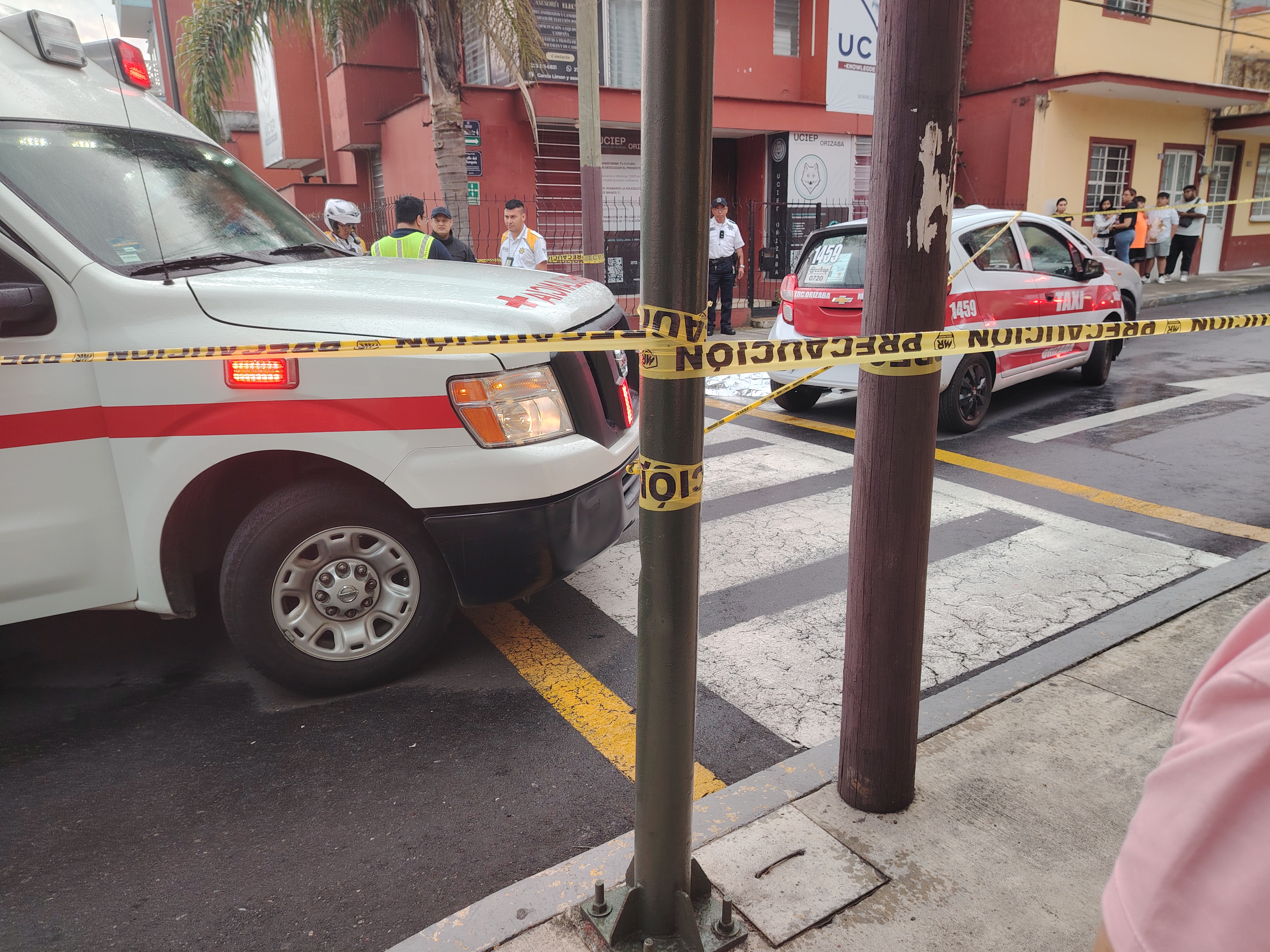 Muere taxista tras emergencia médica en el centro de Orizaba