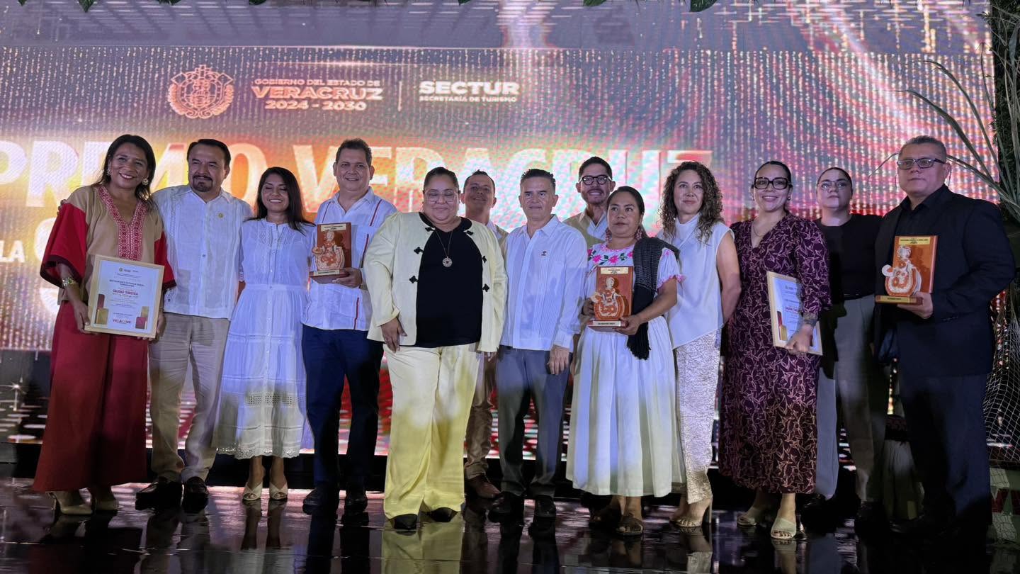 Otorgan el Premio Veracruz a la Calidad Turística a 24 prestadores de servicios de la entidad