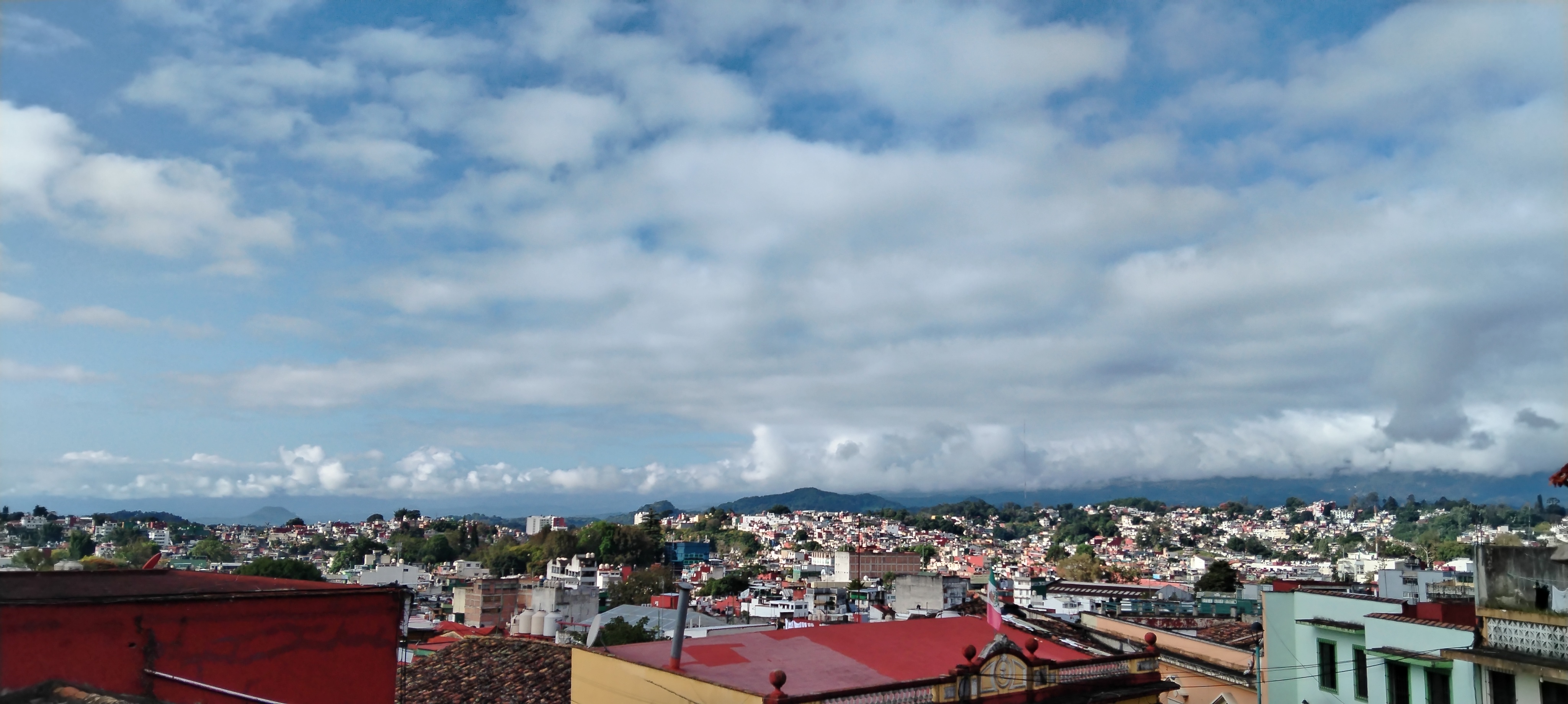 Lluvia y ambiente fresco continuará este viernes en Xalapa y Coatepec