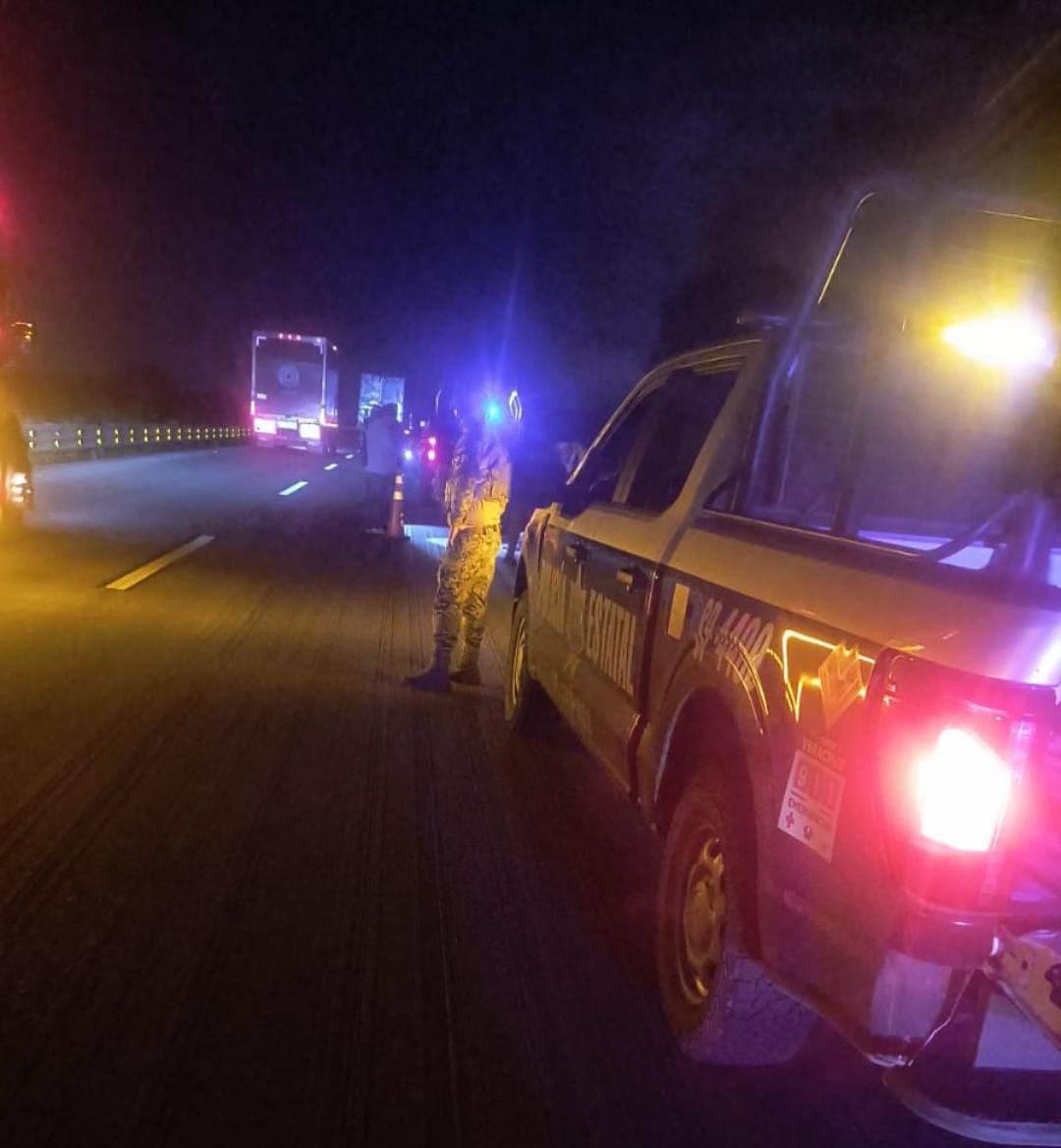 Hombre muere atropellado en la autopista Córdoba-Orizaba, a la altura de Ixtac
